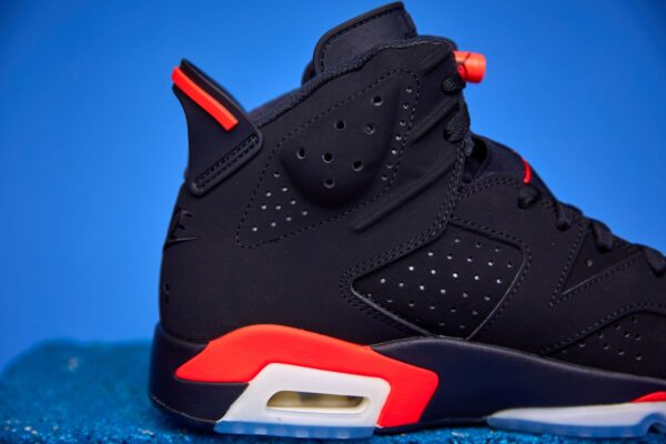 Nike Air Jordan 6 - Image 17