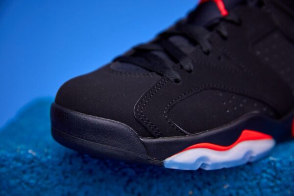 Nike Air Jordan 6 - Image 15