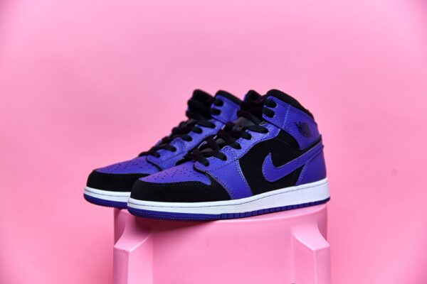Nike Air Jordan 1 Mid - Image 4