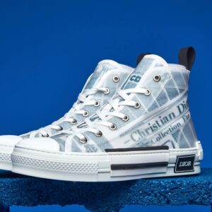Dior Sneaker B23 Cano Alto, com tecido Jacquard Dior Oblique, trazendo um design urbano e sofisticado para quem busca estilo e conforto de alta qualidade.