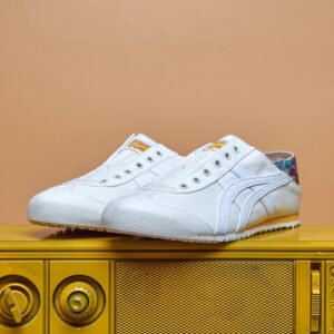 Tênis Onitsuka Tiger Mexico 66, design clássico e solado de borracha