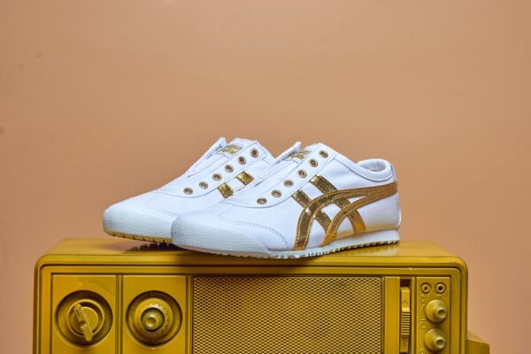 Tênis Onitsuka Tiger Mexico 66, design clássico e solado de borracha