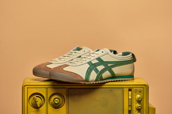 Onitsuka Tiger Mexico 66 - Image 10